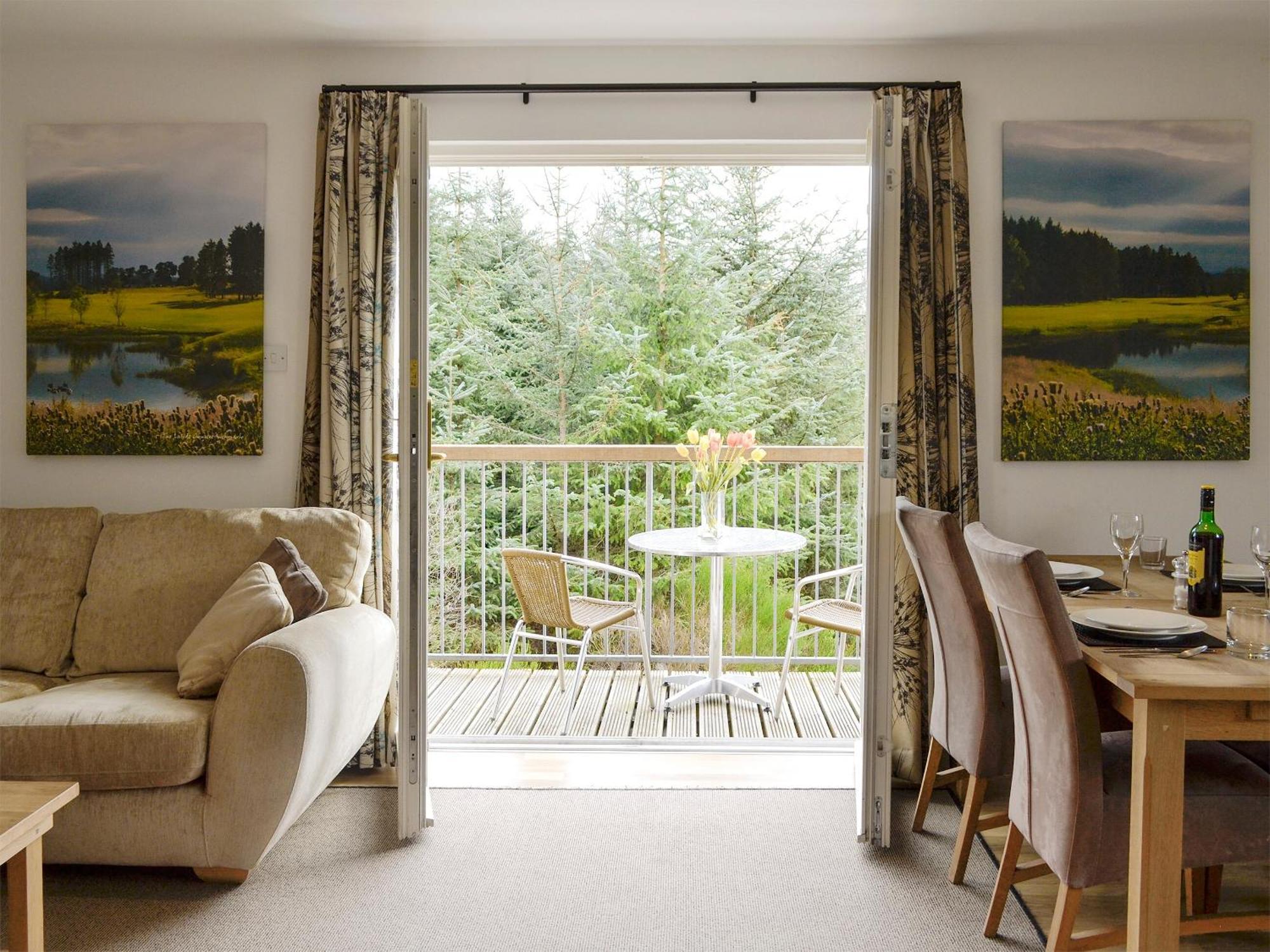 22 Queens Court Holiday home *
